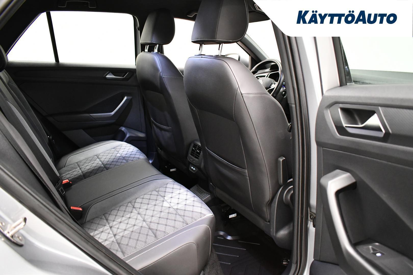 VOLKSWAGEN T-Roc 2022