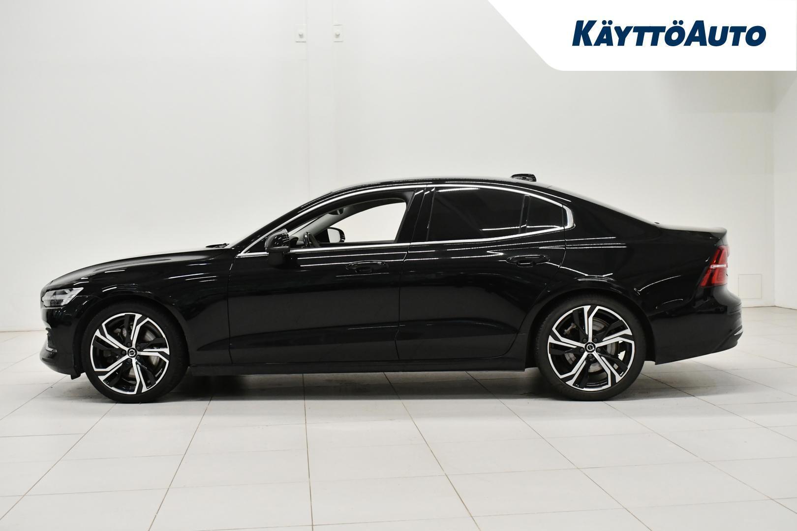 VOLVO S60 2023
