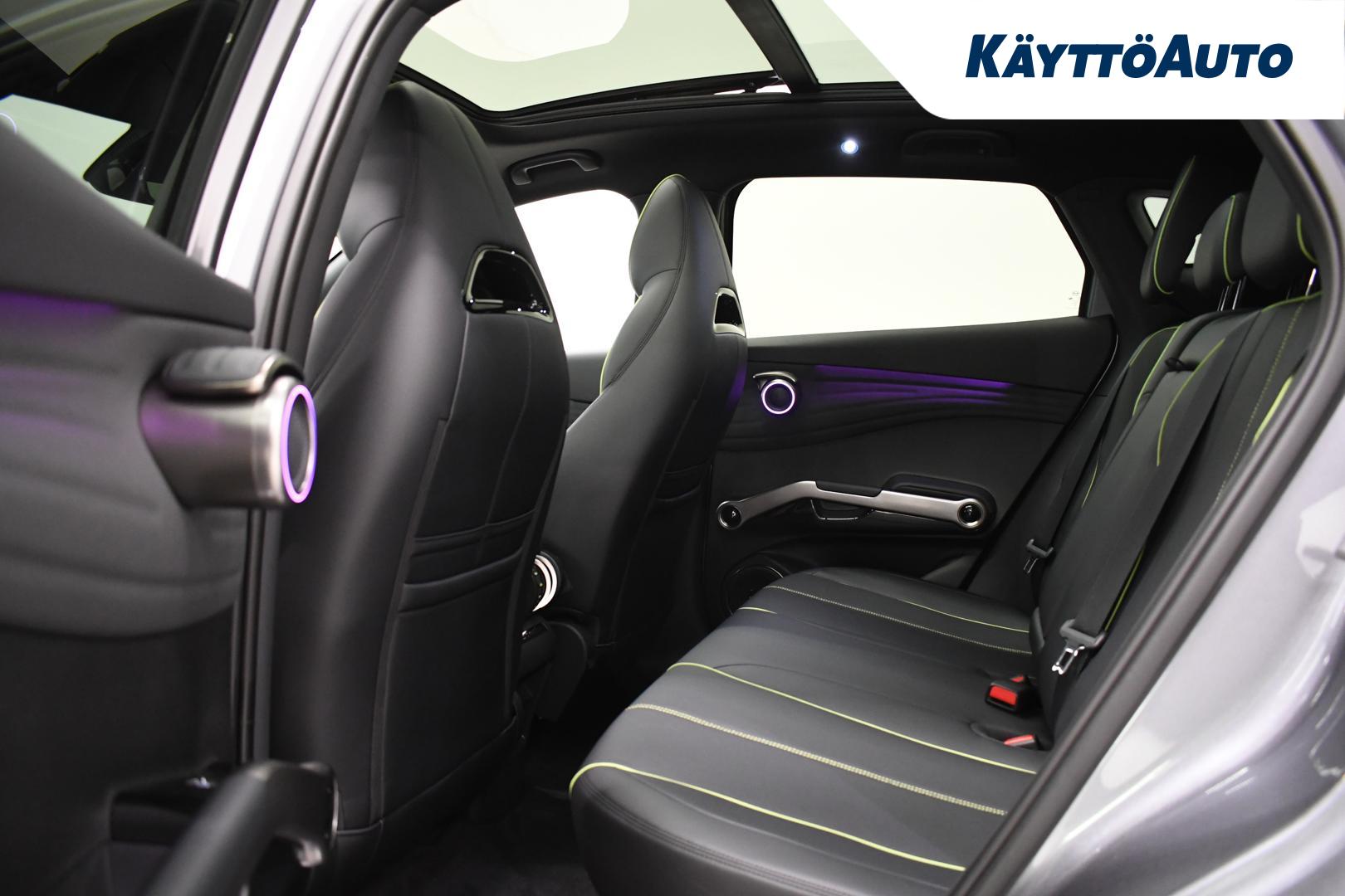 BYD Atto 3 8