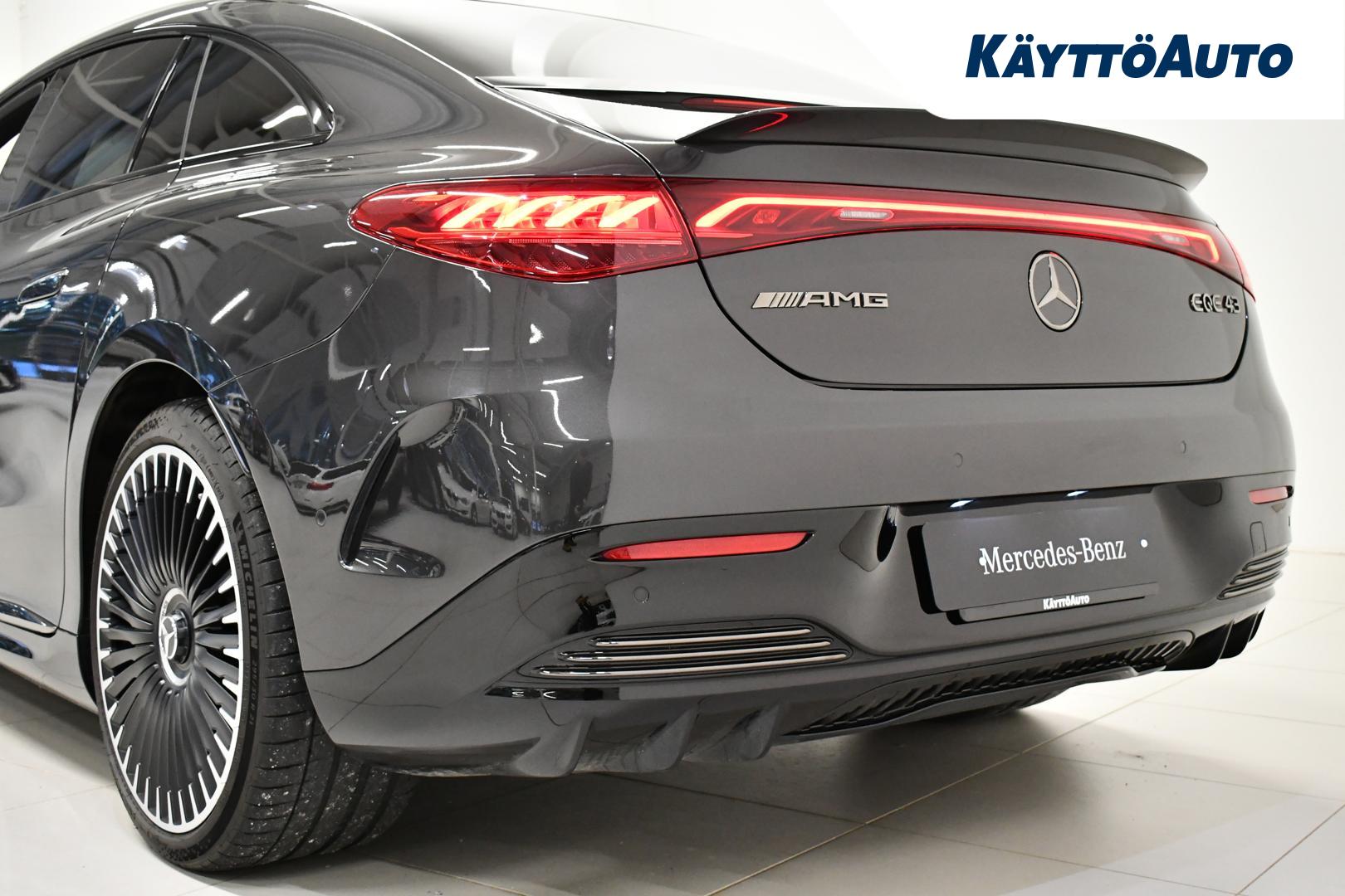 MERCEDES-BENZ EQE 2023