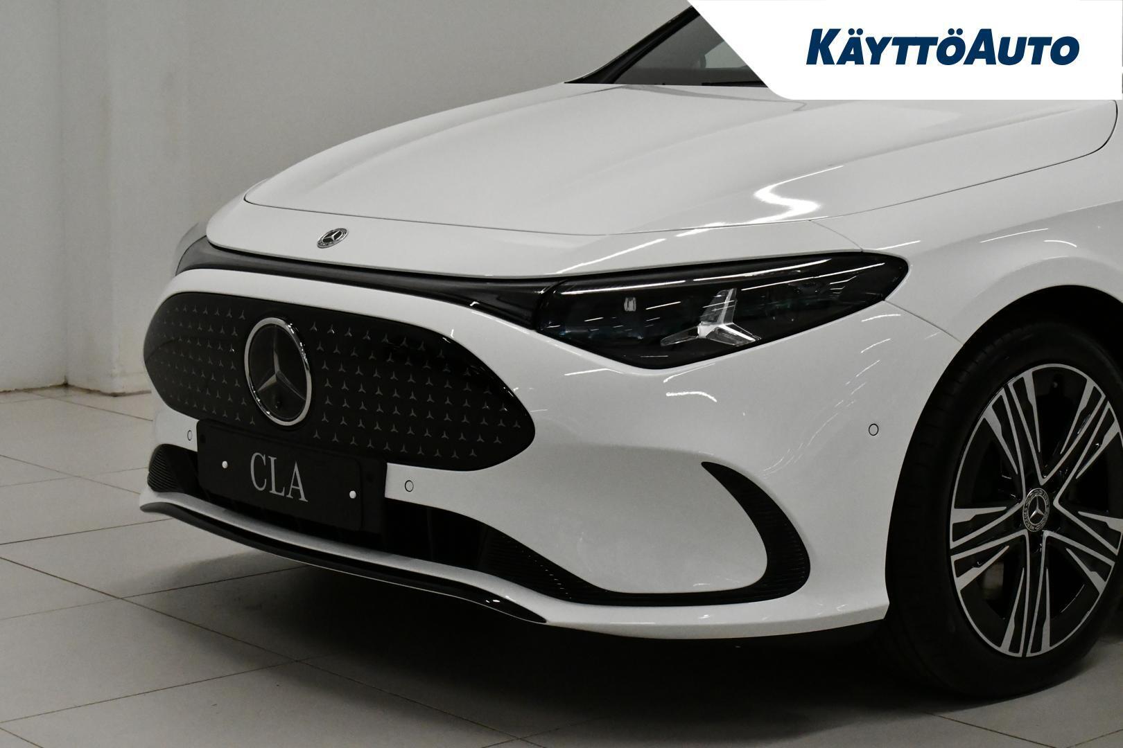 MERCEDES-BENZ CLA 5