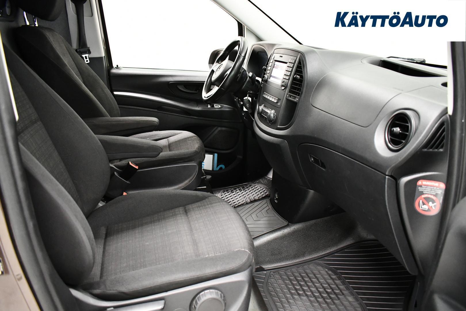 MERCEDES-BENZ Vito 21