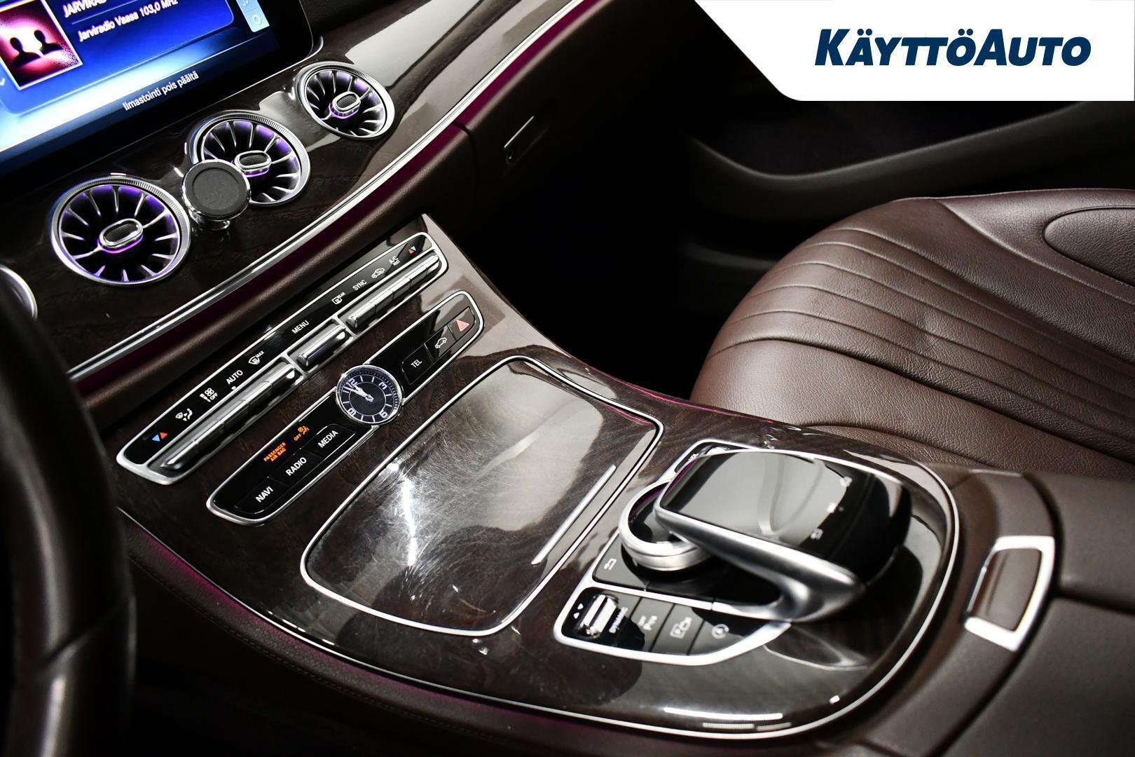 MERCEDES-BENZ CLS 17