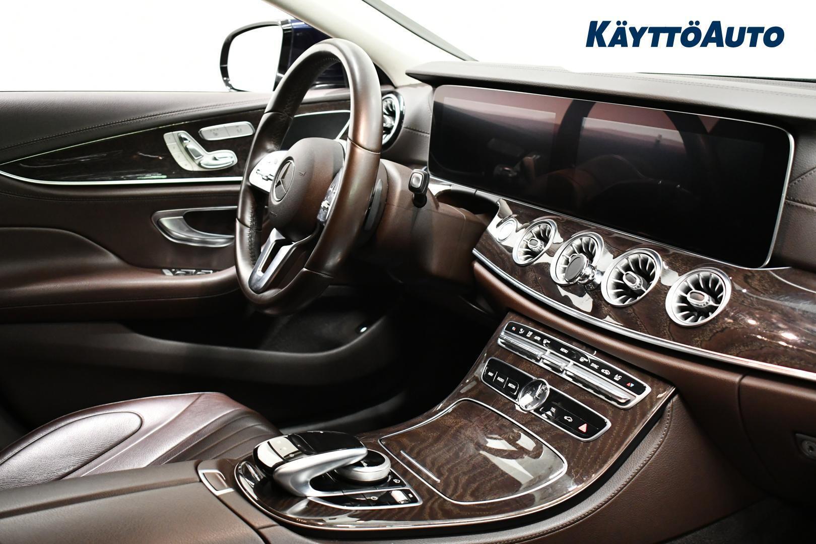 MERCEDES-BENZ CLS 23