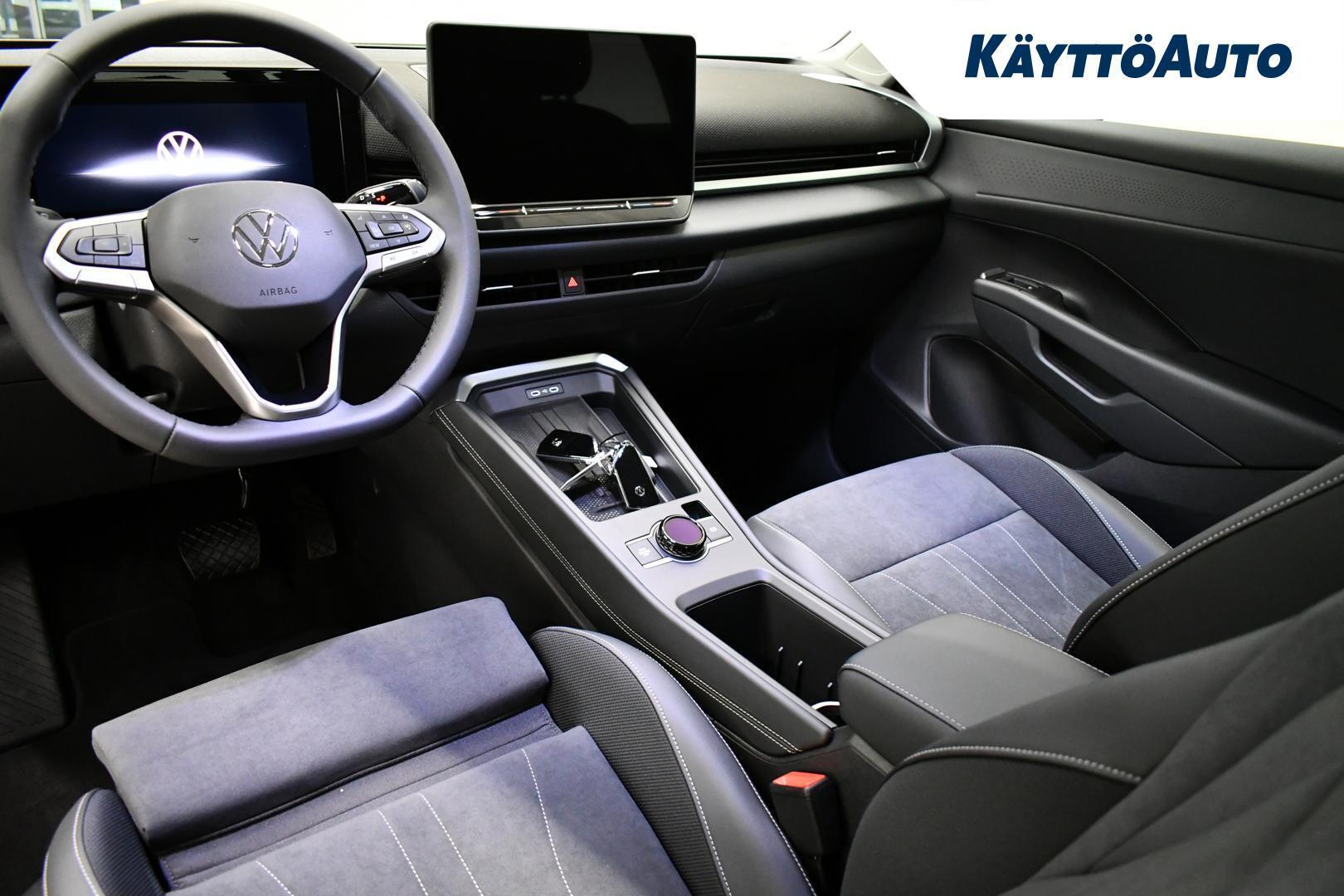 VOLKSWAGEN T-Roc 2026