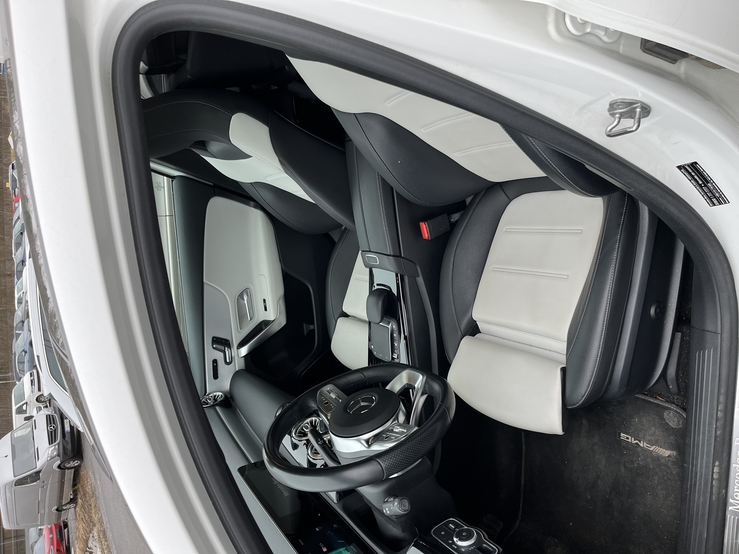 MERCEDES-BENZ A 2020