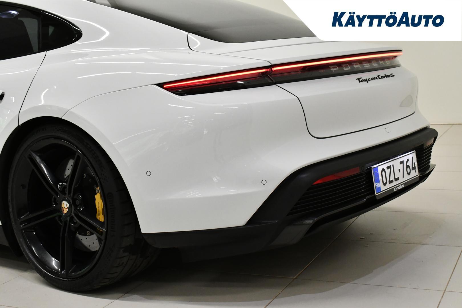 PORSCHE TAYCAN 2020