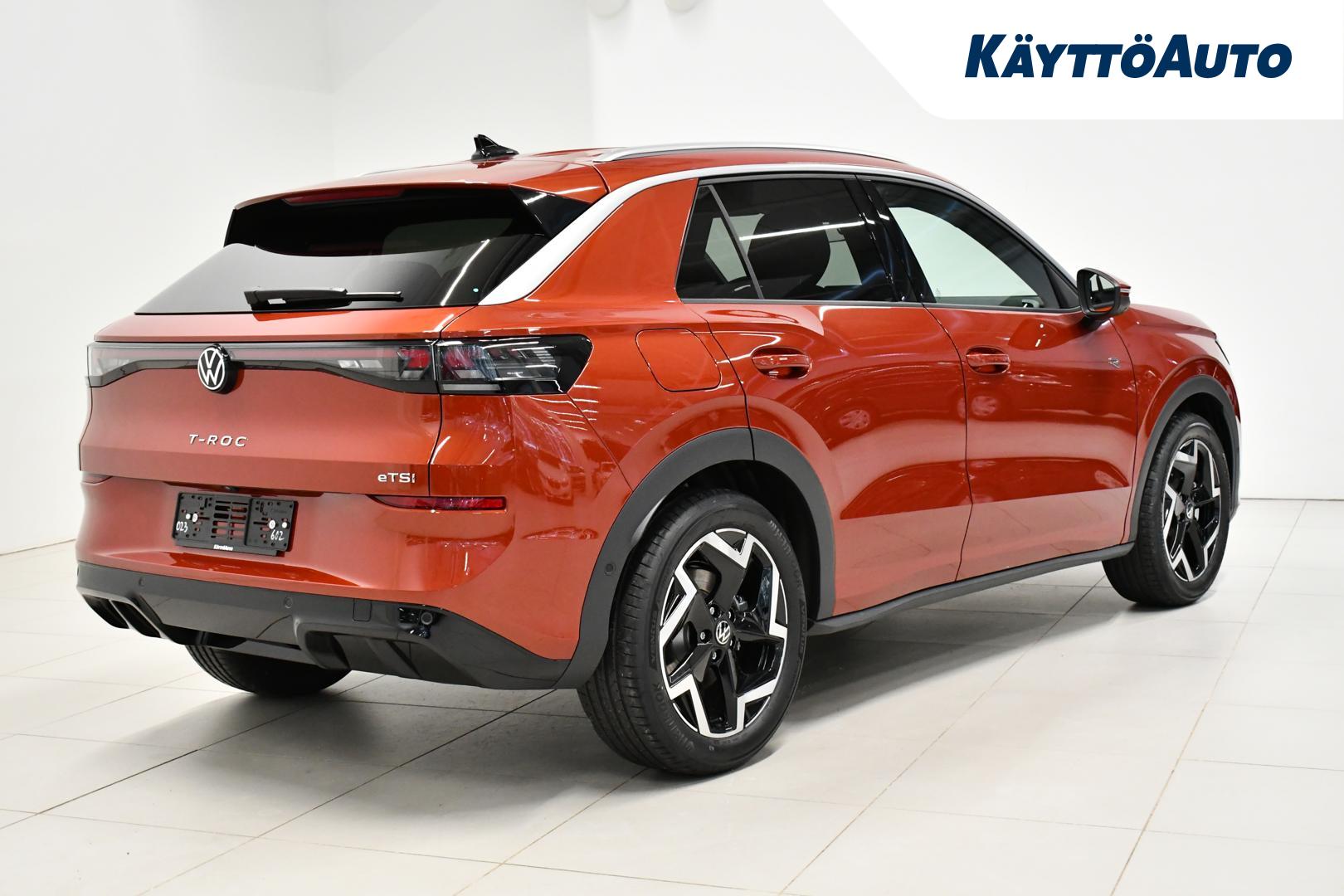 VOLKSWAGEN T-Roc 18