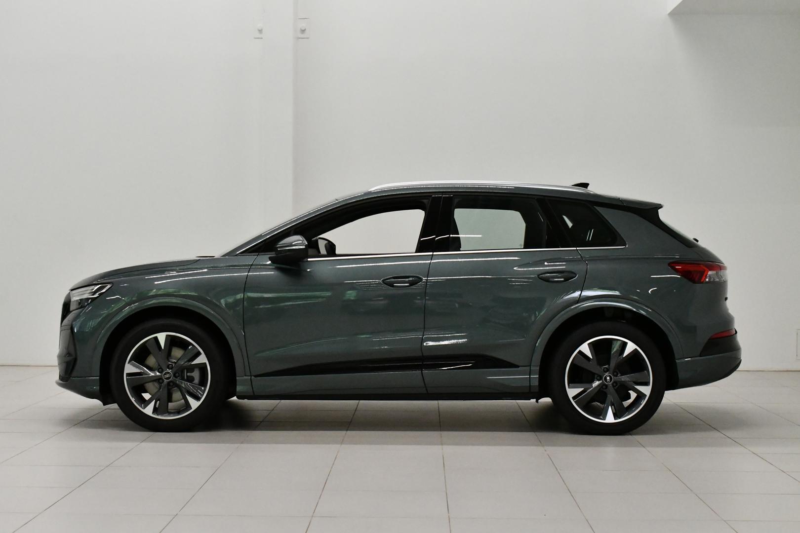 AUDI Q4 e-tron 2