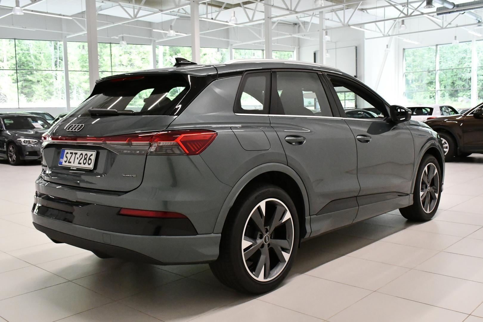 AUDI Q4 e-tron 6