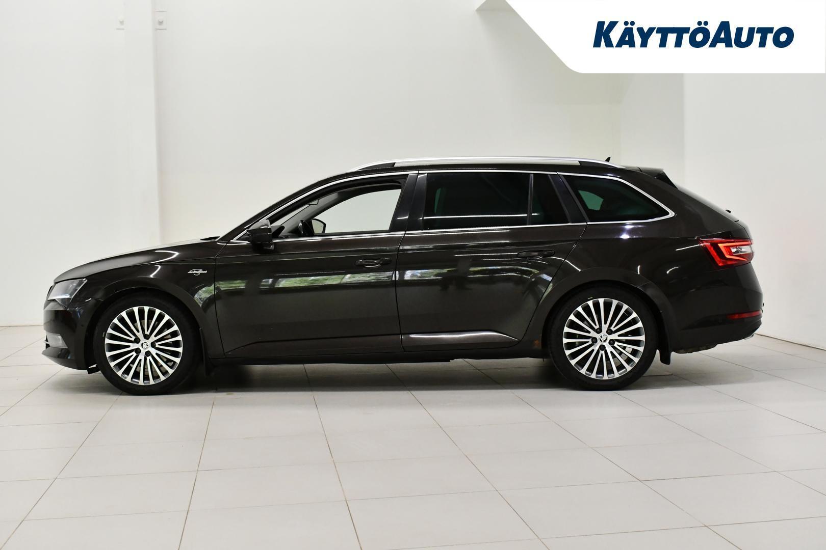 SKODA Superb 2015