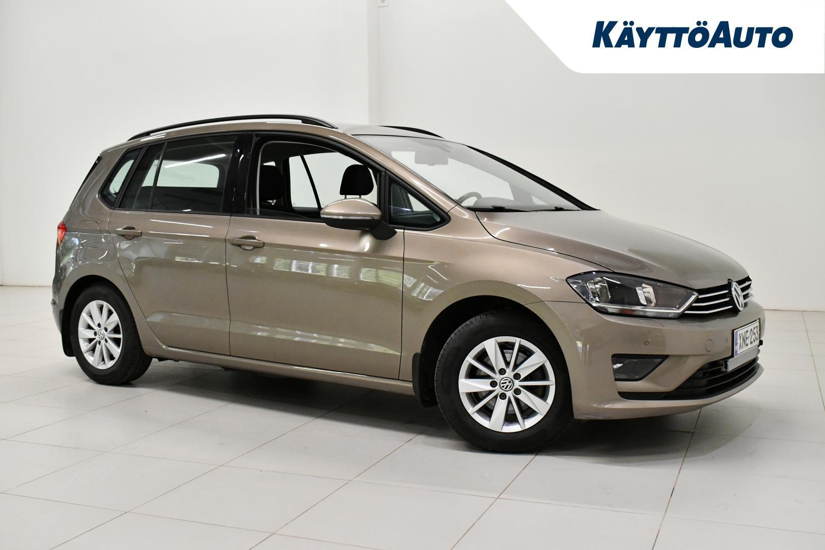 VOLKSWAGEN Golf Sportsvan 2015