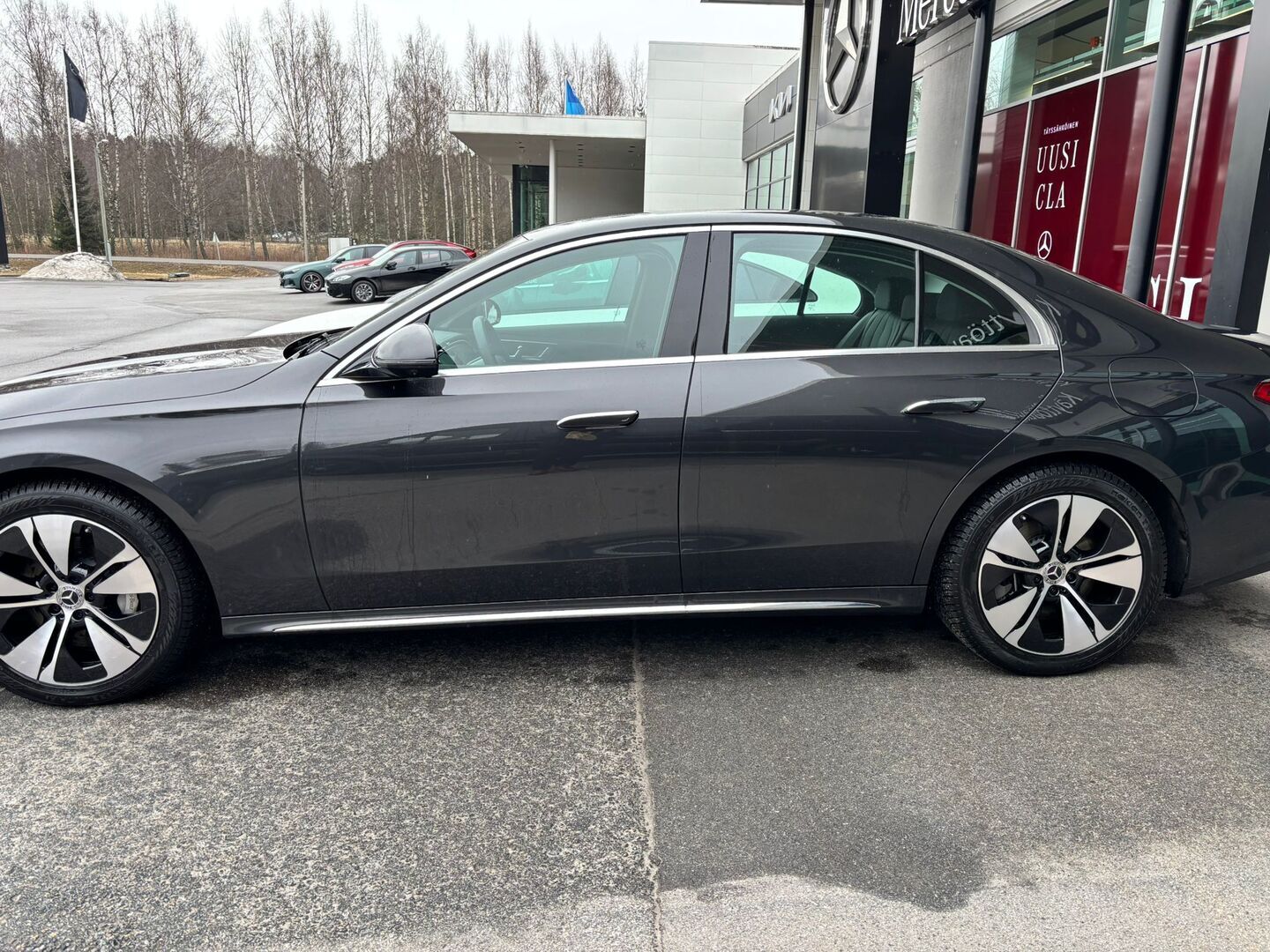 MERCEDES-BENZ E 2025