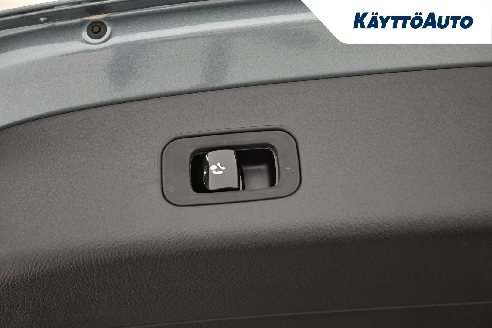 MERCEDES-BENZ GLC 2026