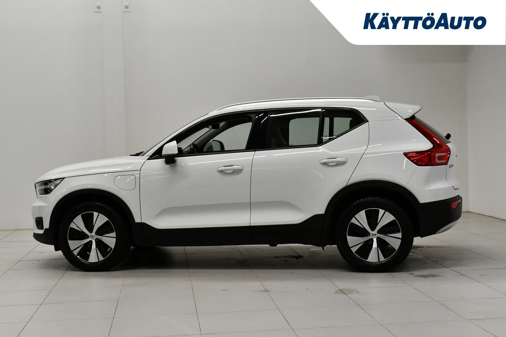VOLVO XC40 2020