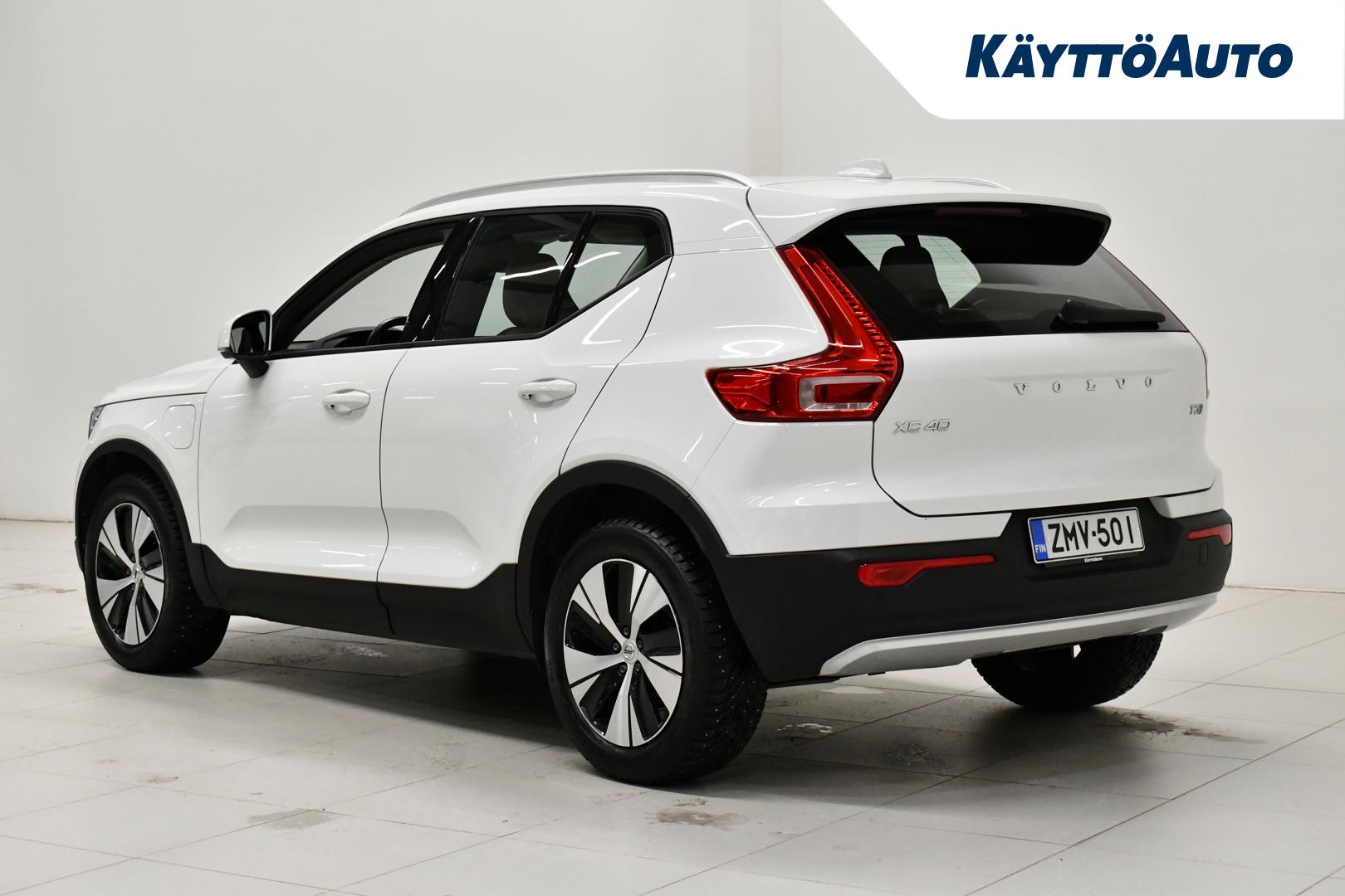 VOLVO XC40 2020