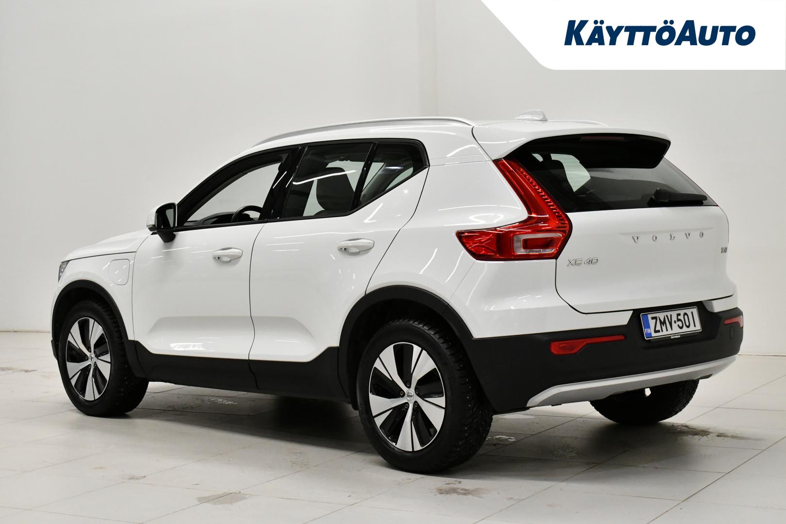 VOLVO XC40 2020