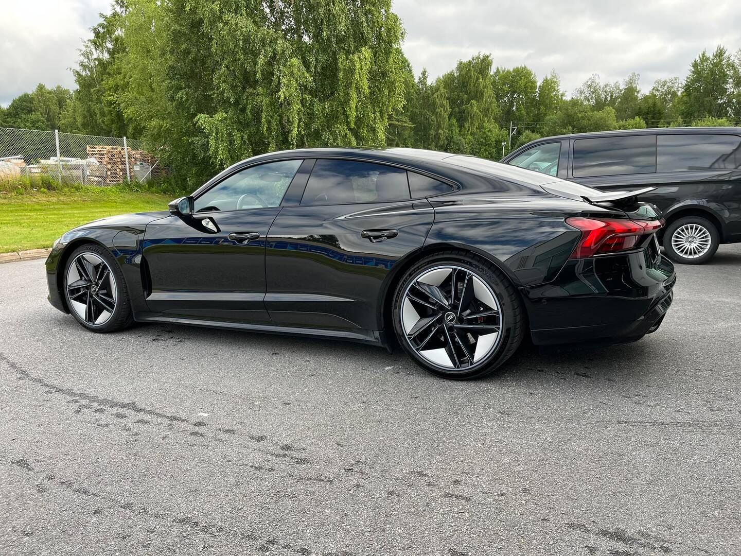 AUDI E-TRON GT RS 2021