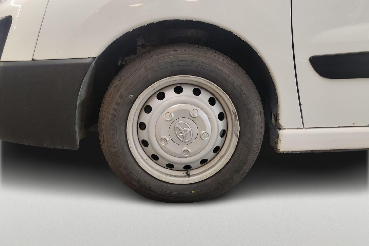 TOYOTA PROACE 2016
