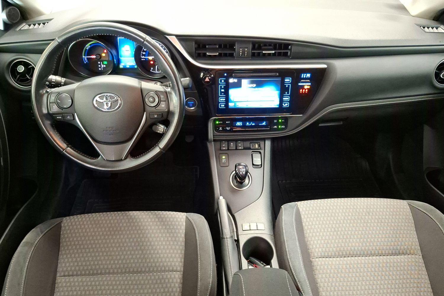 TOYOTA Auris 2018