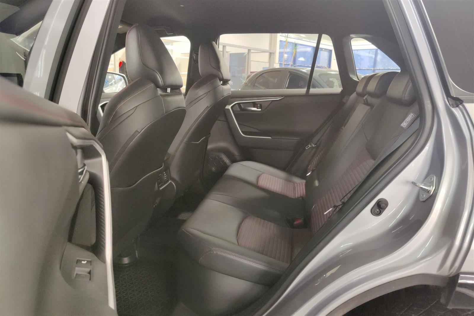 TOYOTA RAV4 Plug-in 2021