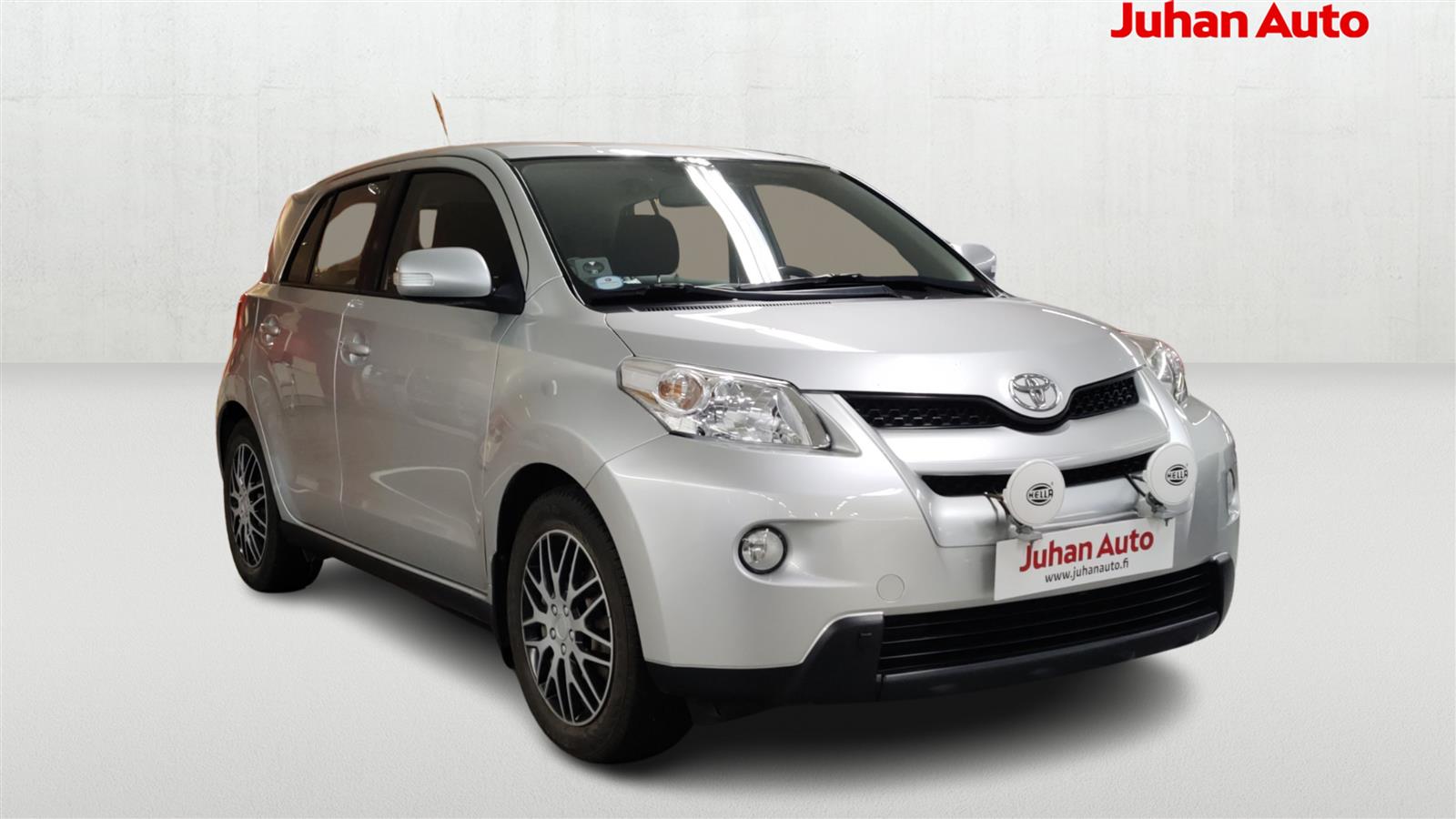 TOYOTA URBAN CRUISER 2011