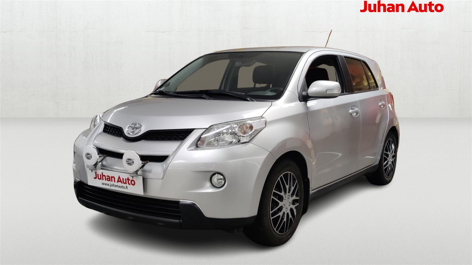 TOYOTA URBAN CRUISER 2011