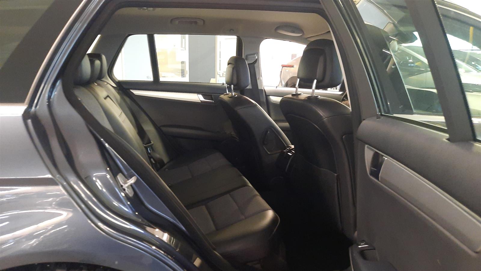 MERCEDES-BENZ C 2013