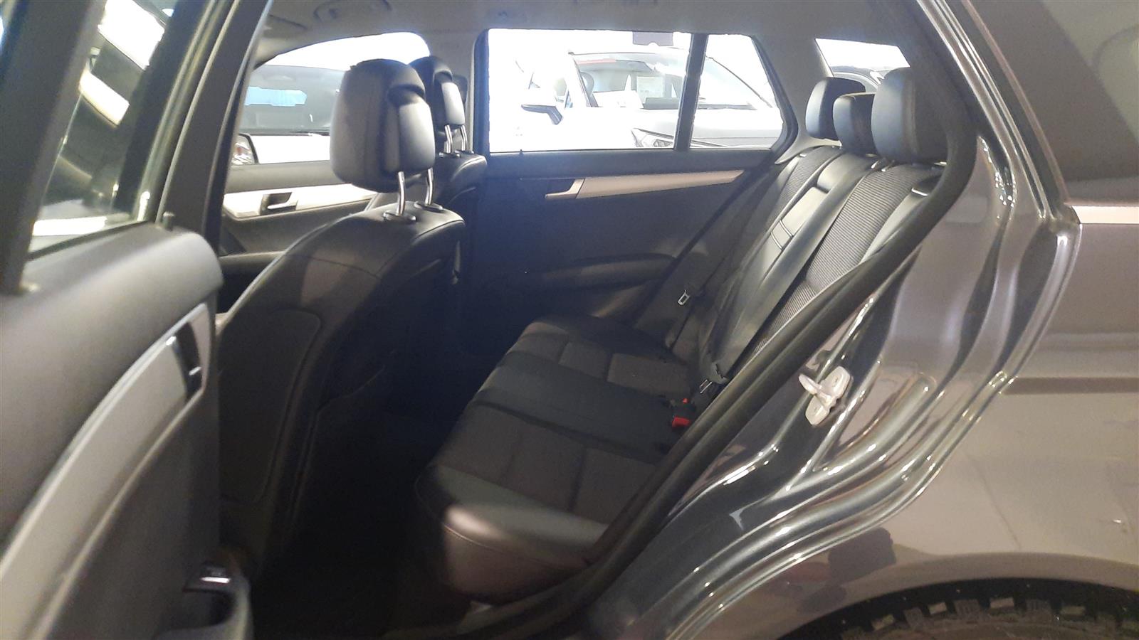 MERCEDES-BENZ C 2013