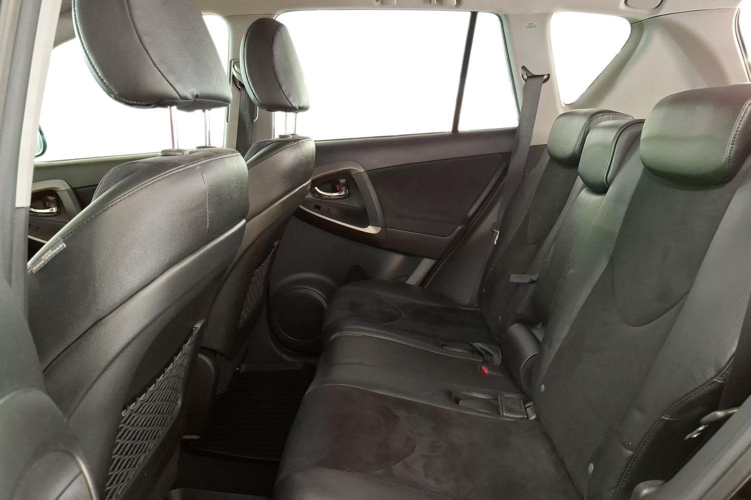 TOYOTA RAV4 2013