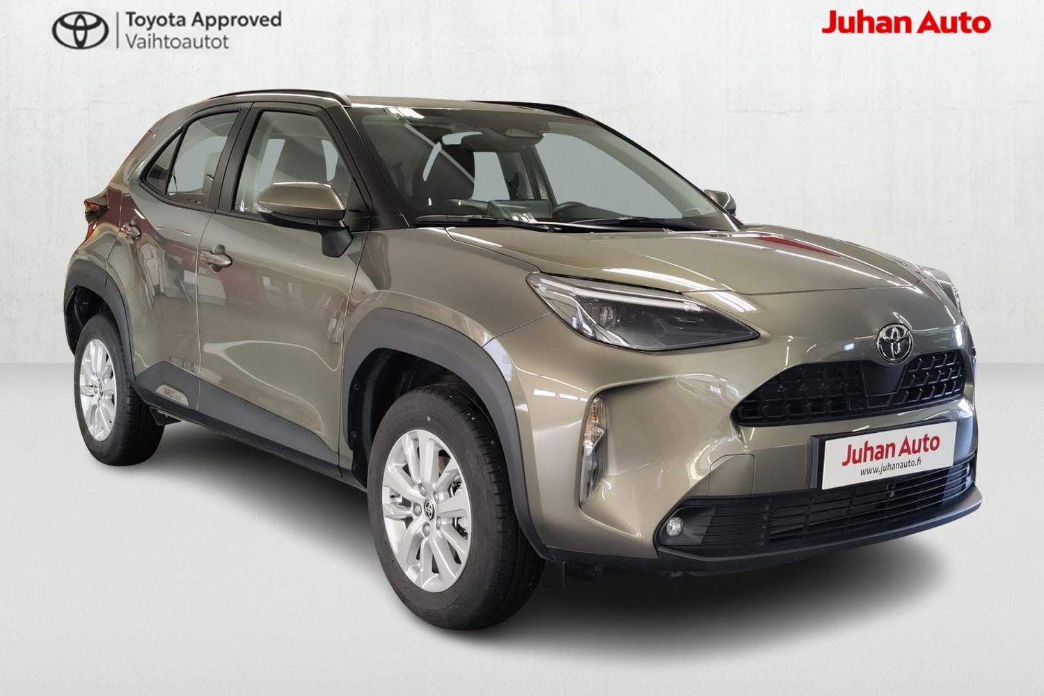 TOYOTA Yaris Cross 2025