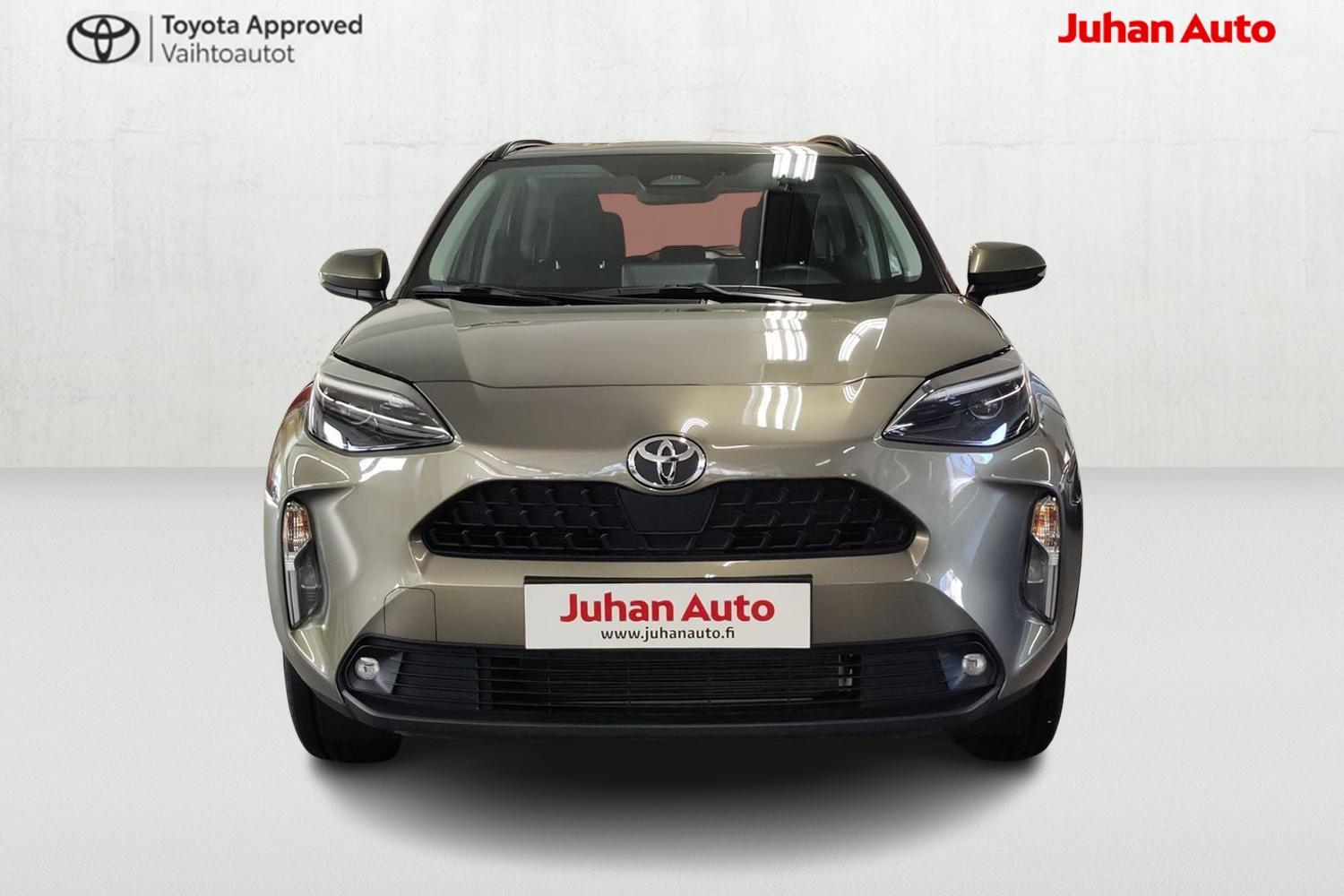 TOYOTA Yaris Cross 2025