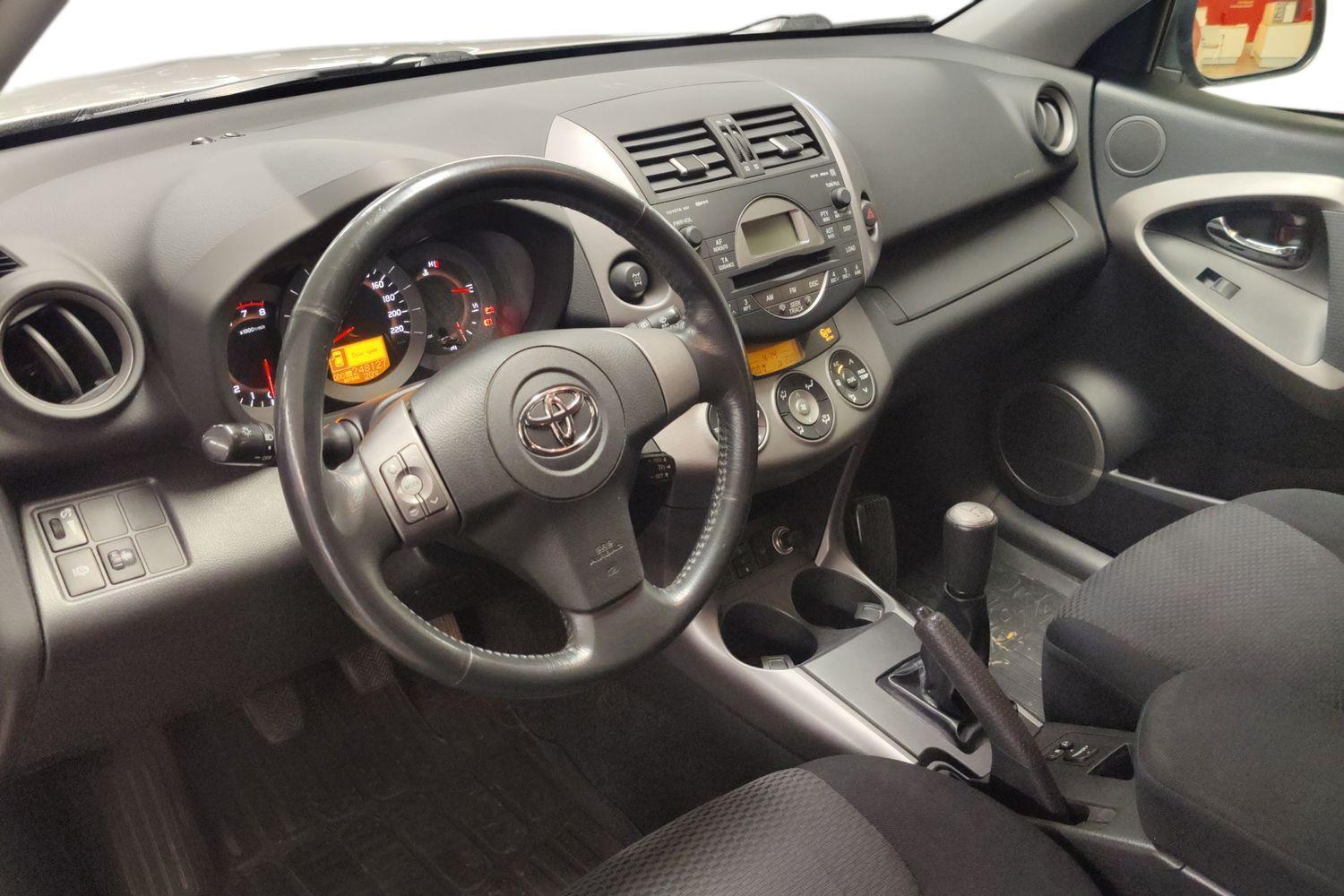 TOYOTA RAV4 2007