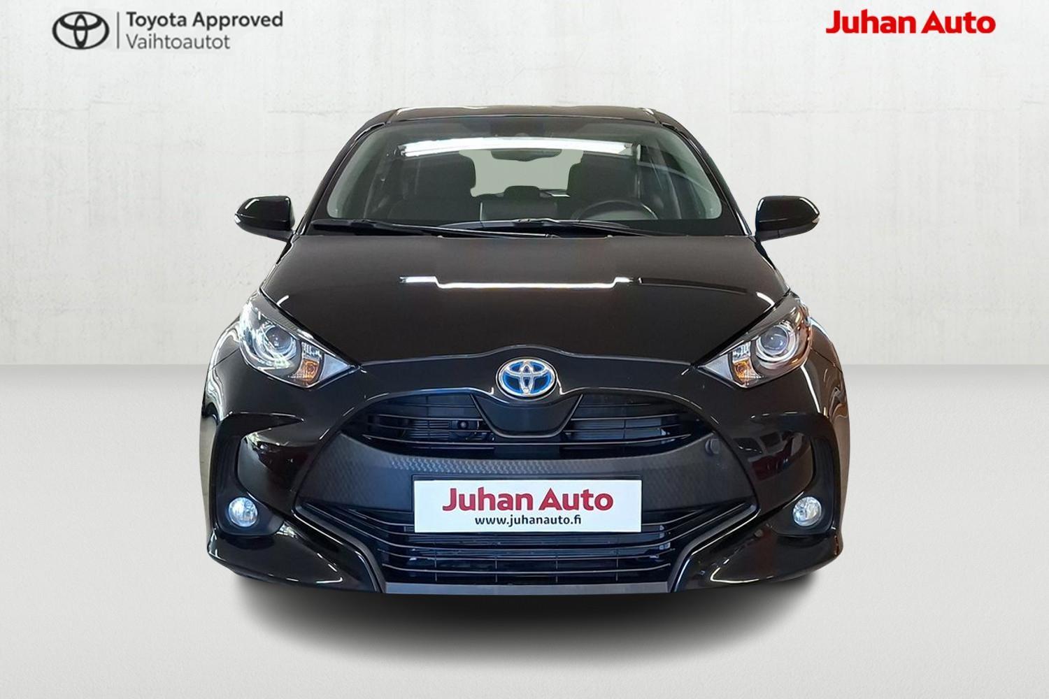 TOYOTA Yaris 2023