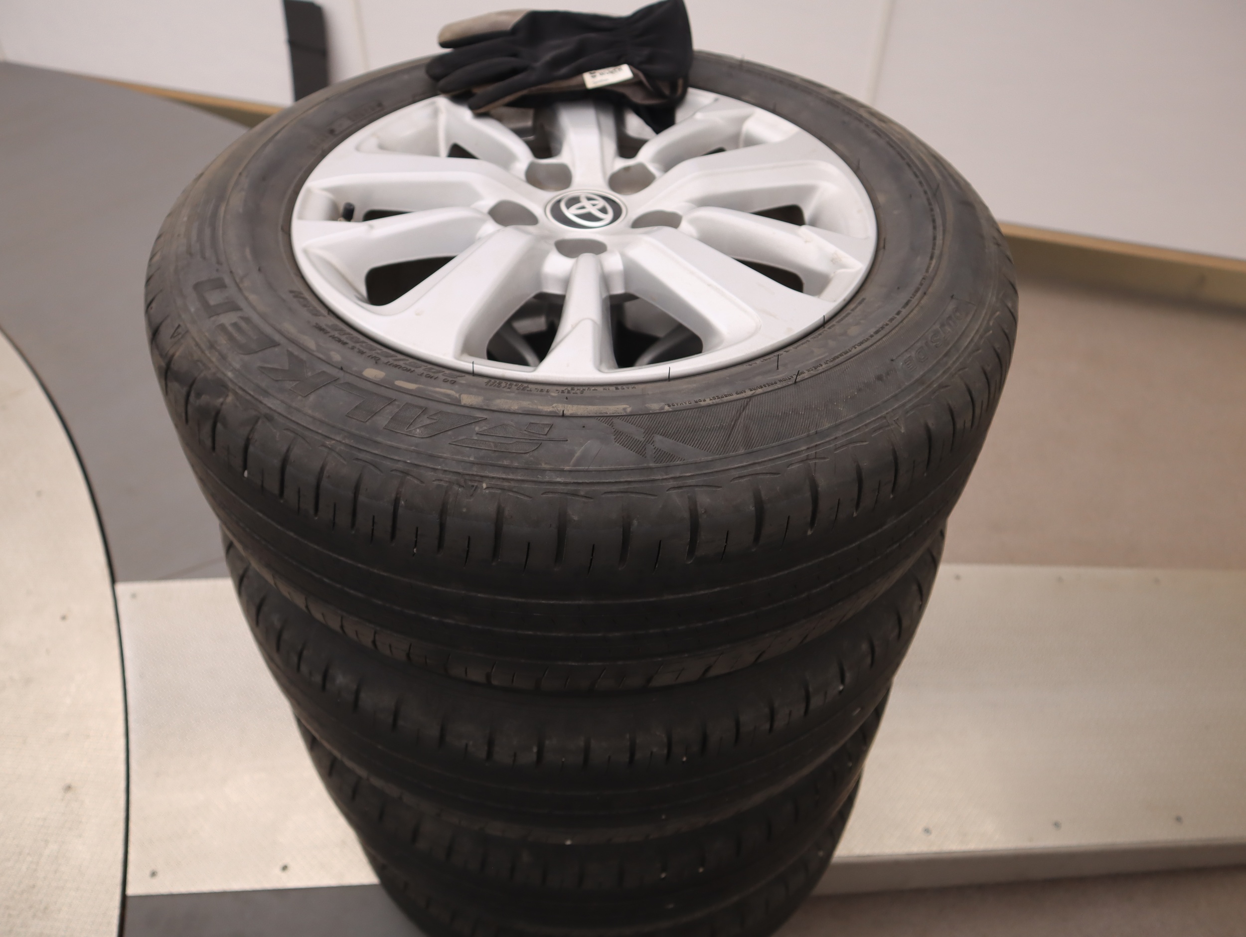 TOYOTA Yaris Cross 2023