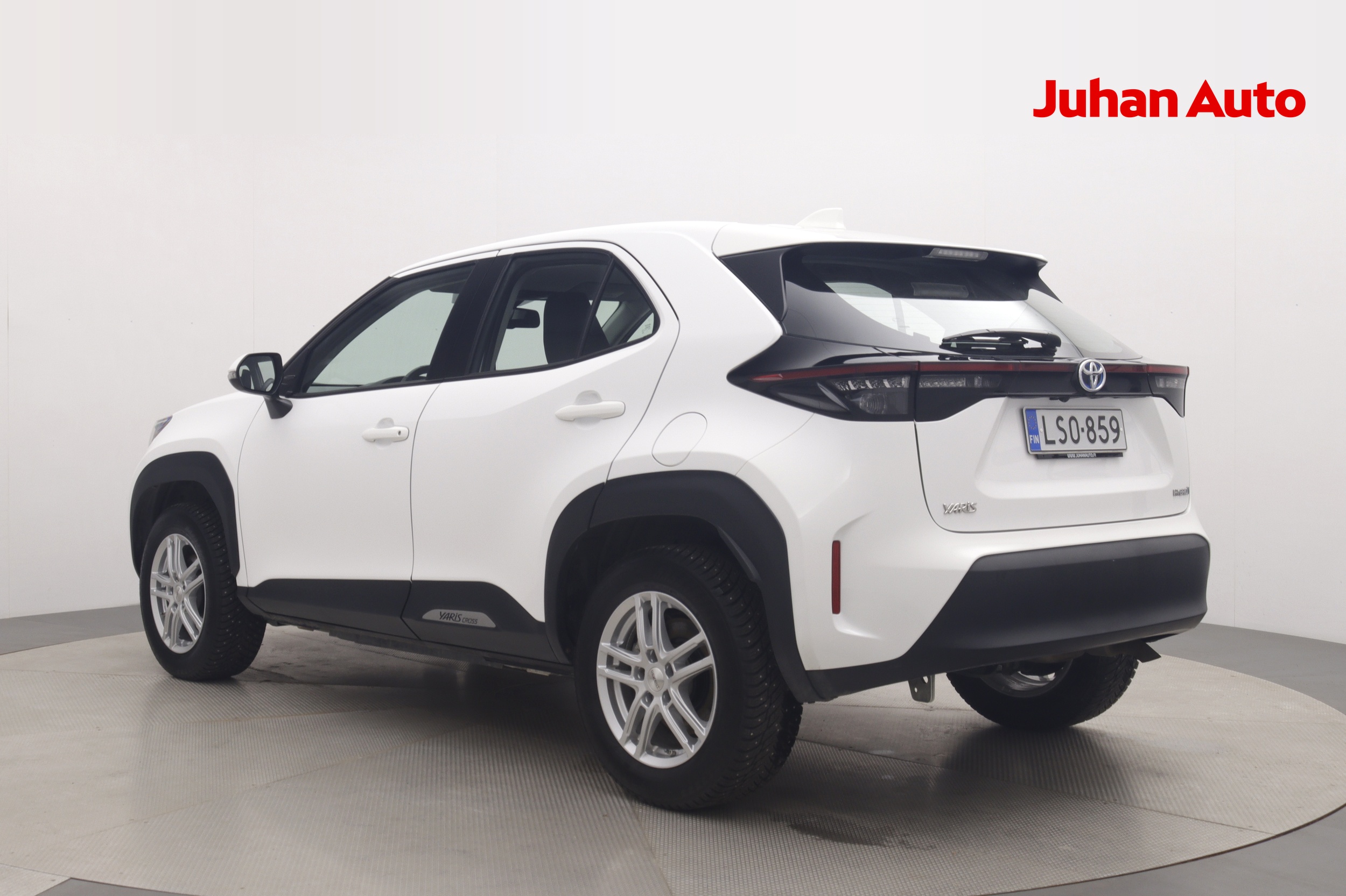 TOYOTA Yaris Cross 2023