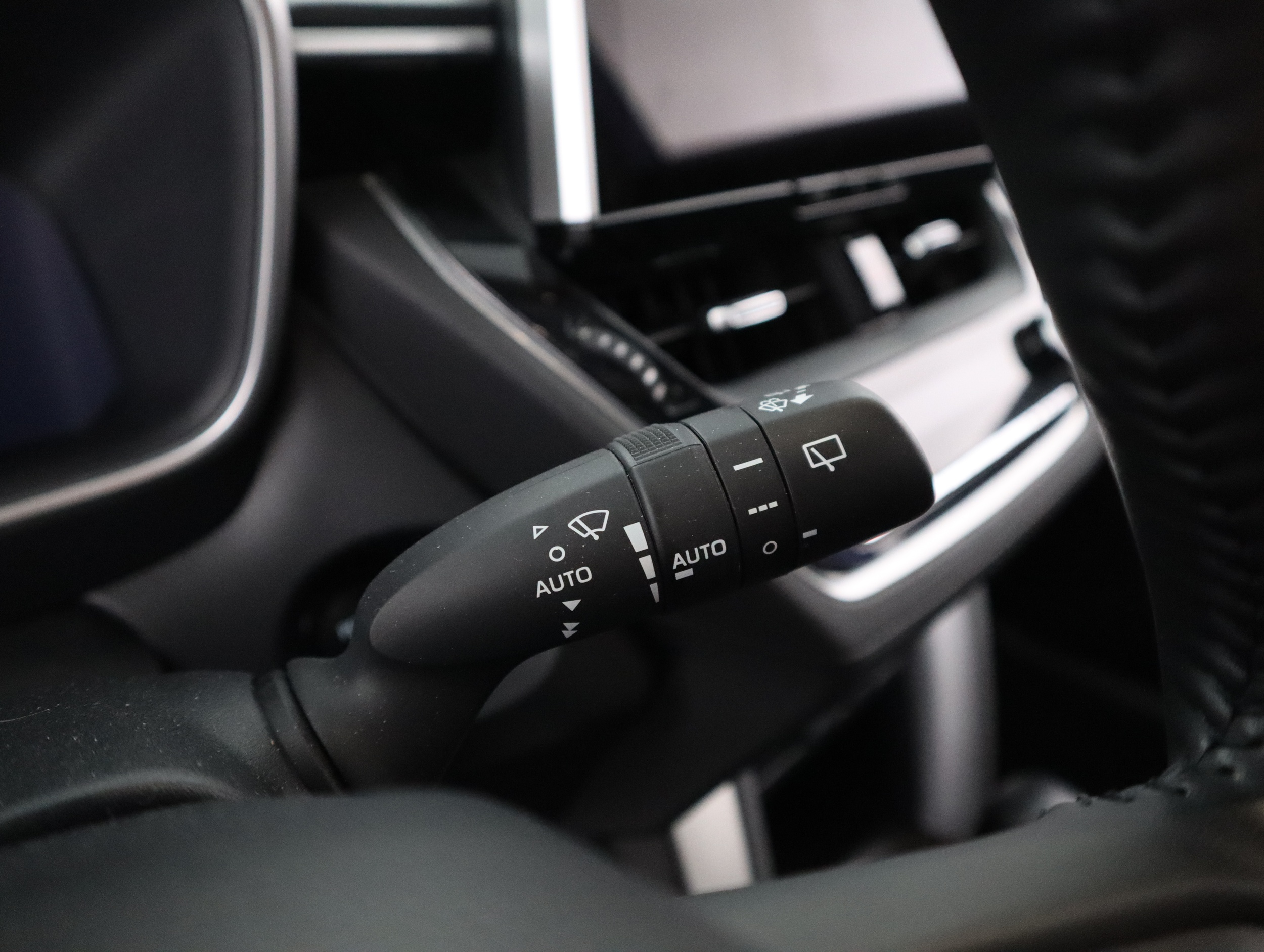 TOYOTA Corolla Cross 2024