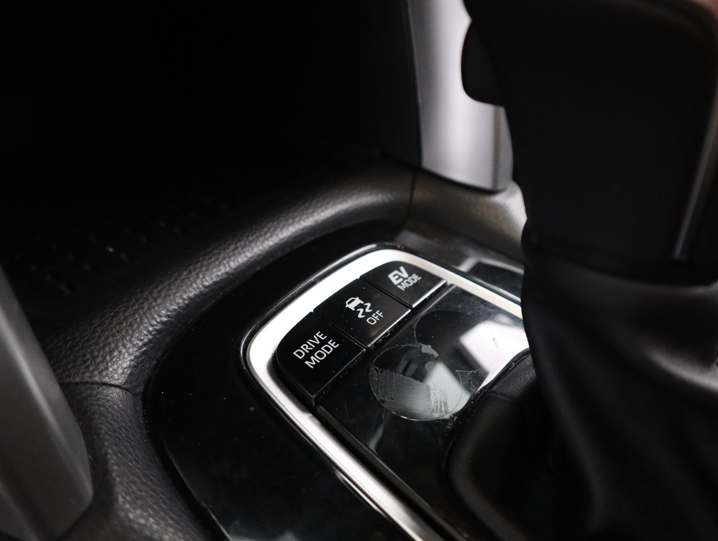 TOYOTA Corolla Cross 2024