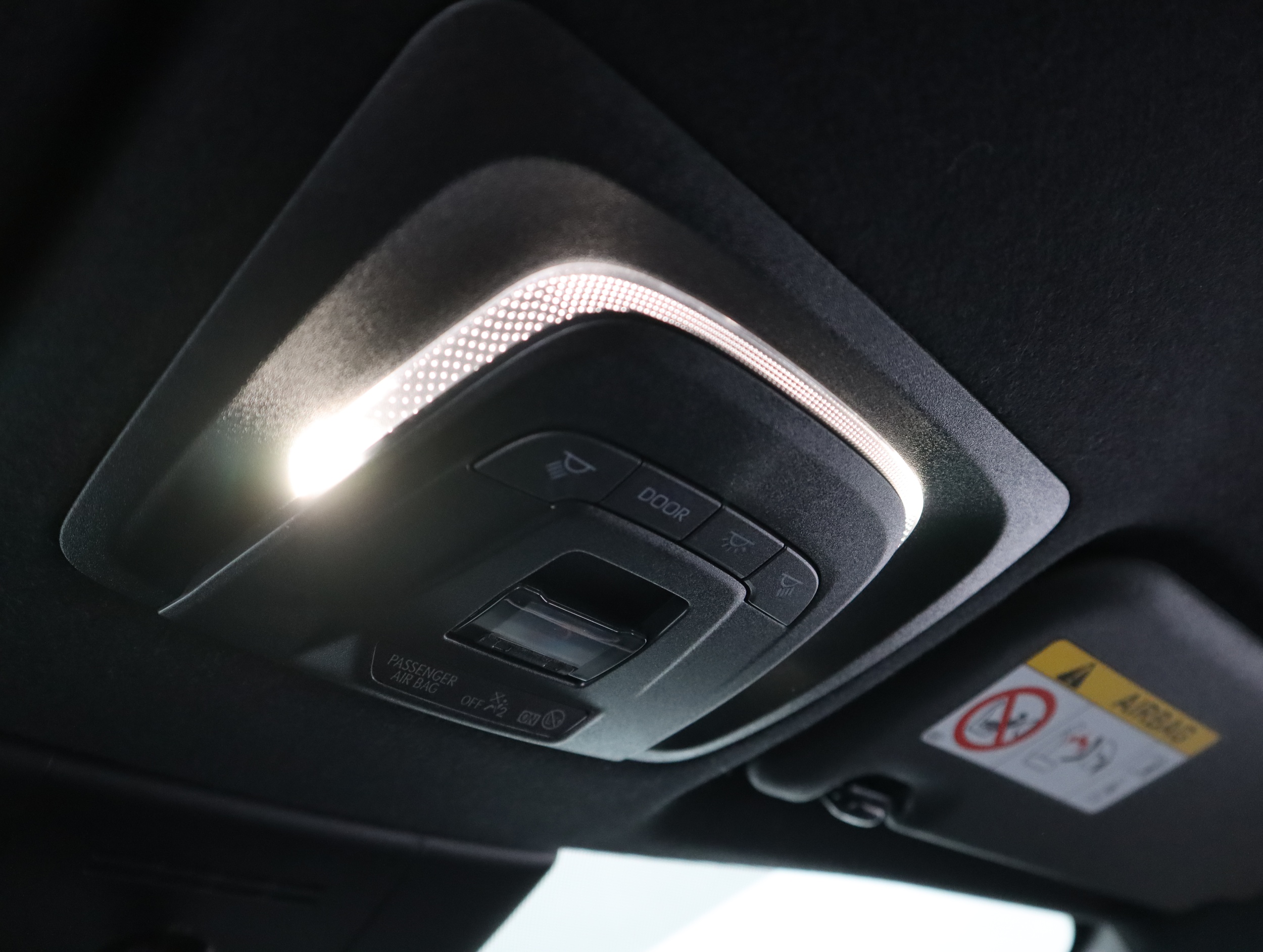 TOYOTA Corolla Cross 2024