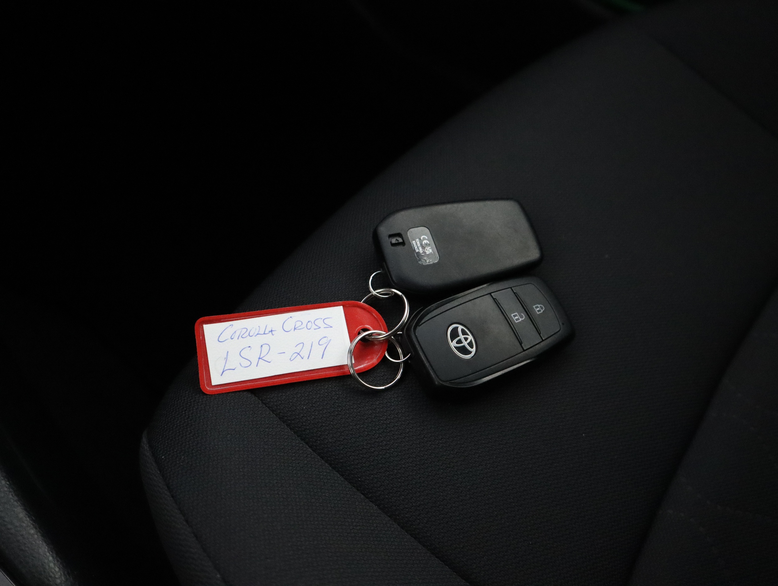 TOYOTA Corolla Cross 2024