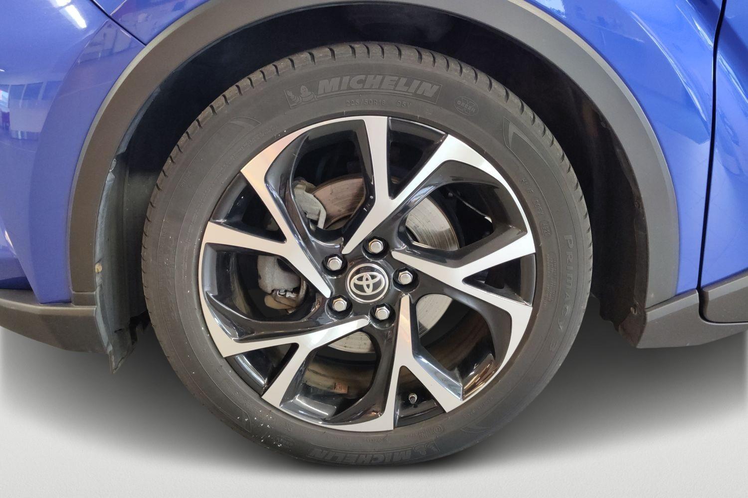 TOYOTA C-HR 2021