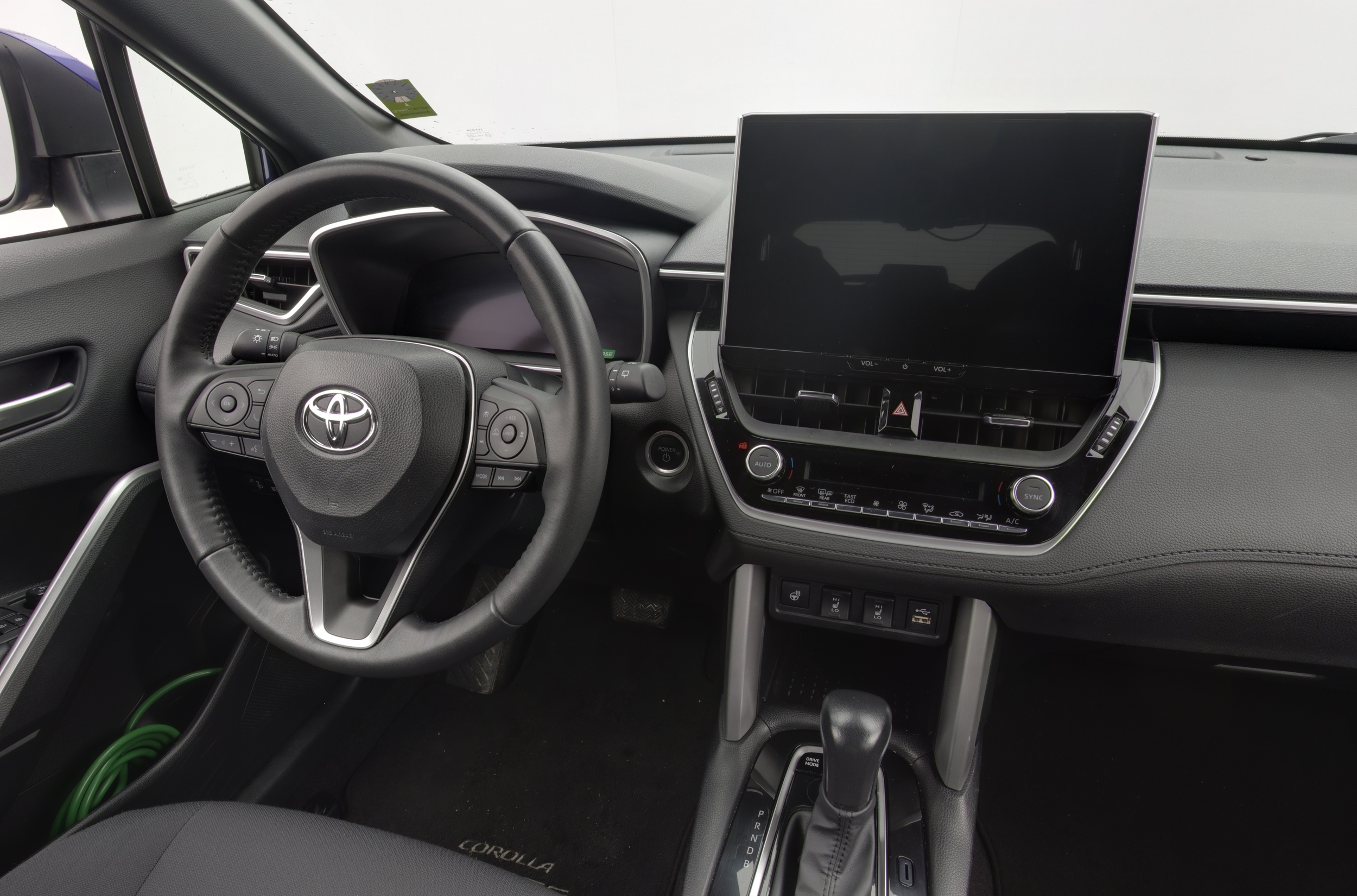 TOYOTA Corolla Cross 2023