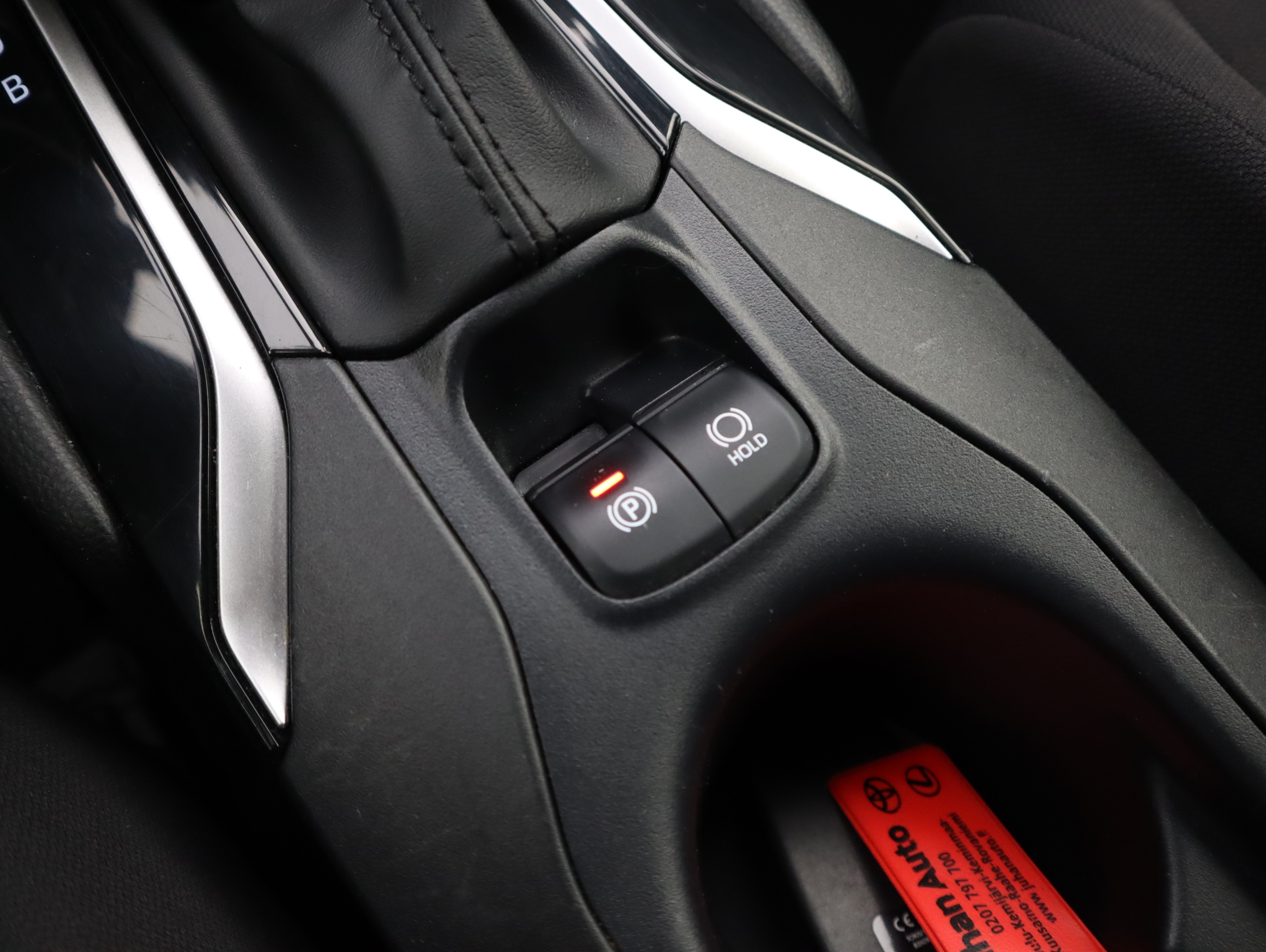 TOYOTA Corolla Cross 2023