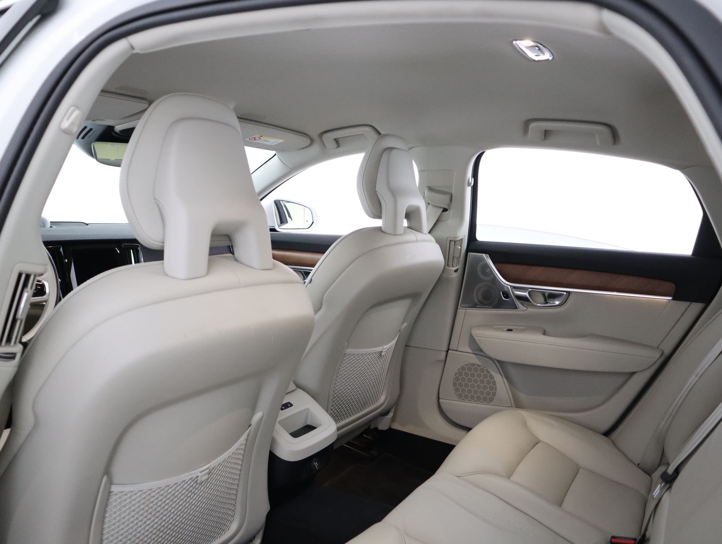 VOLVO S90 2017