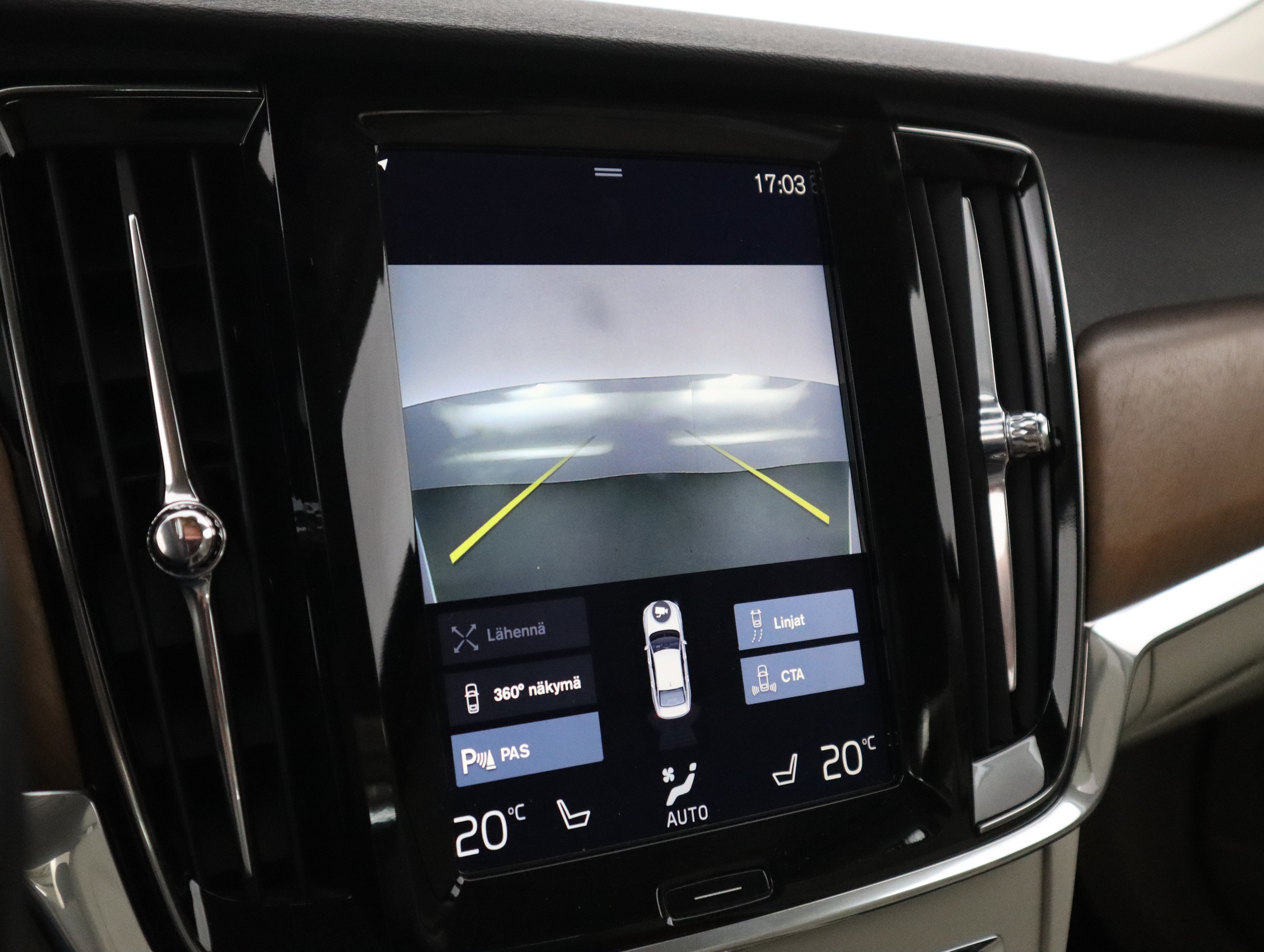VOLVO S90 2017