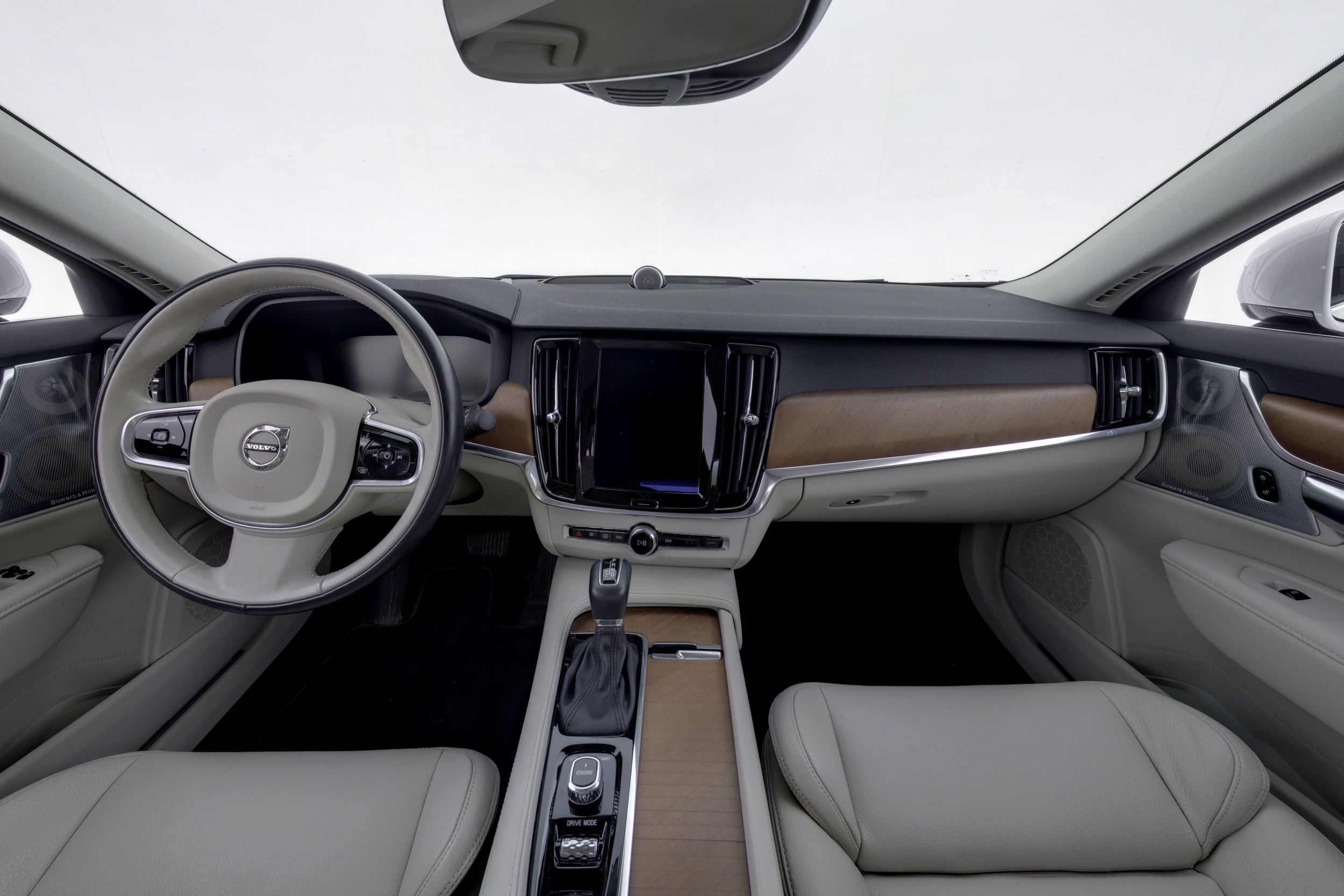 VOLVO S90 2017