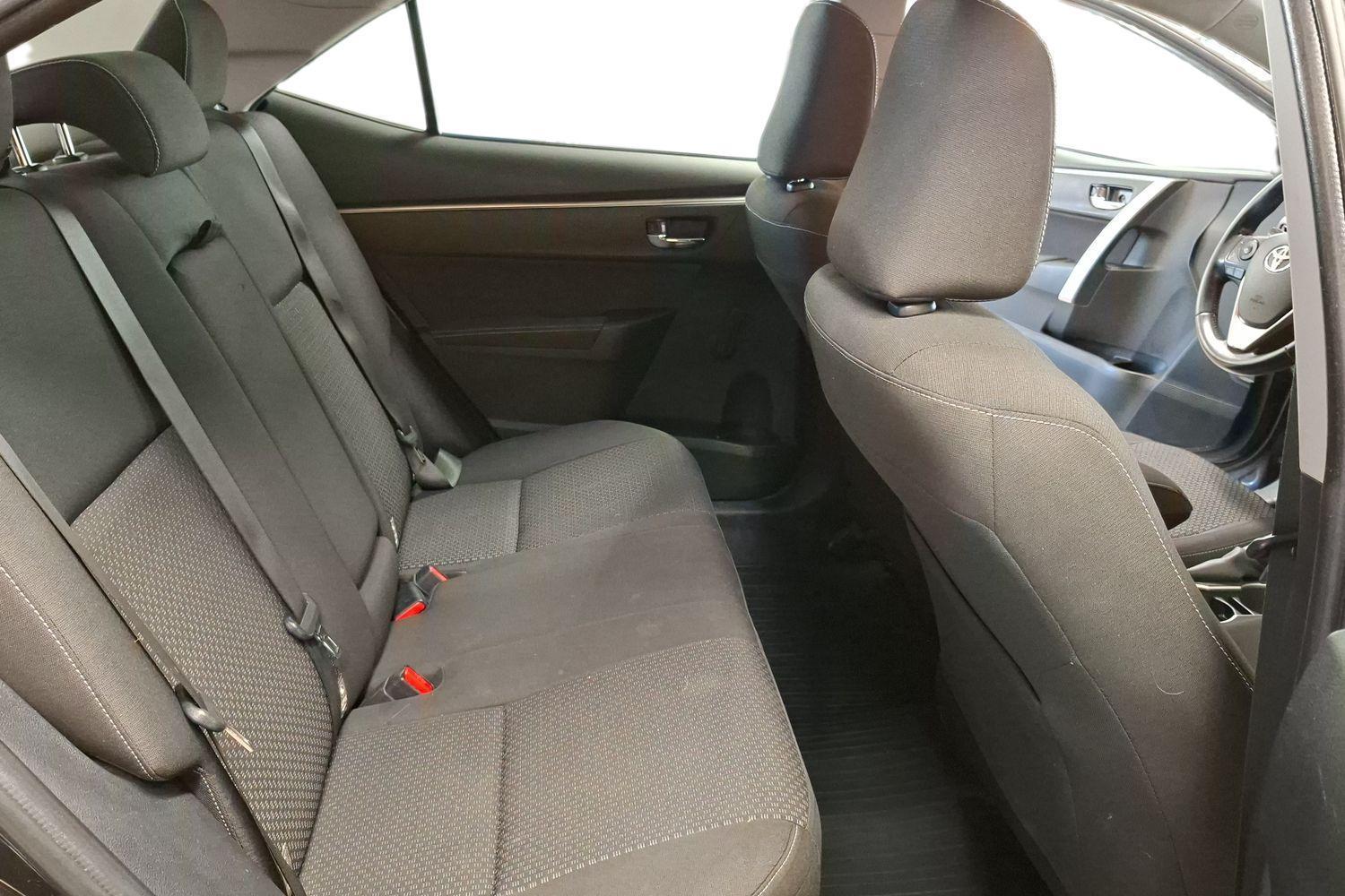 TOYOTA Corolla 2014