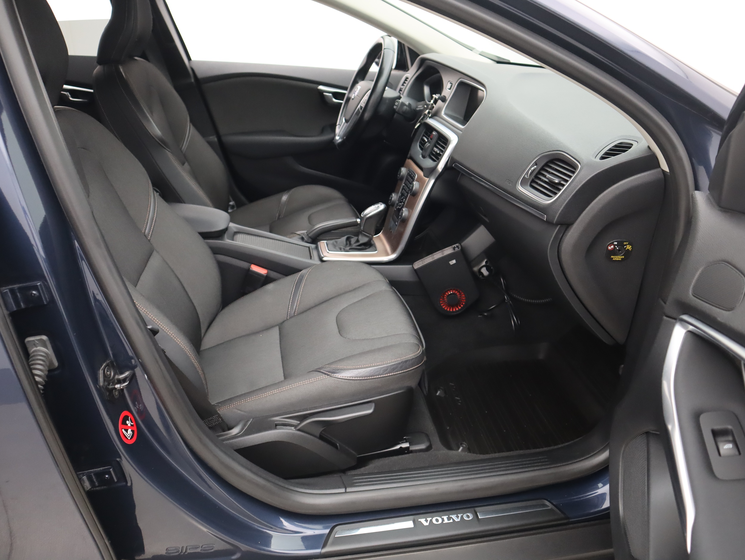 VOLVO V40 Cross Country 2013