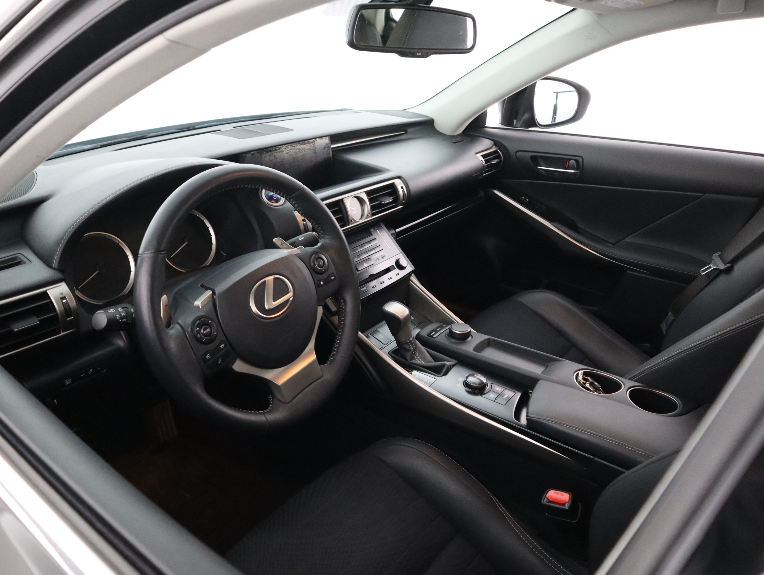 LEXUS IS 2015