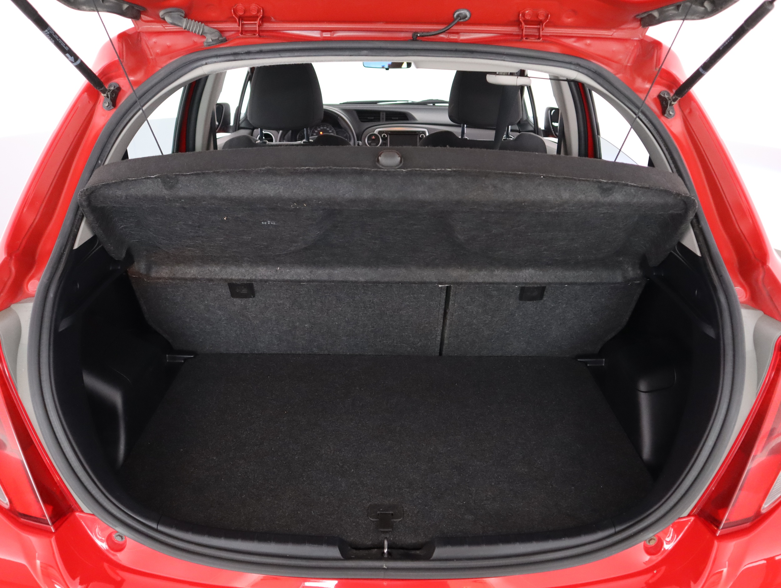 TOYOTA Yaris 2012